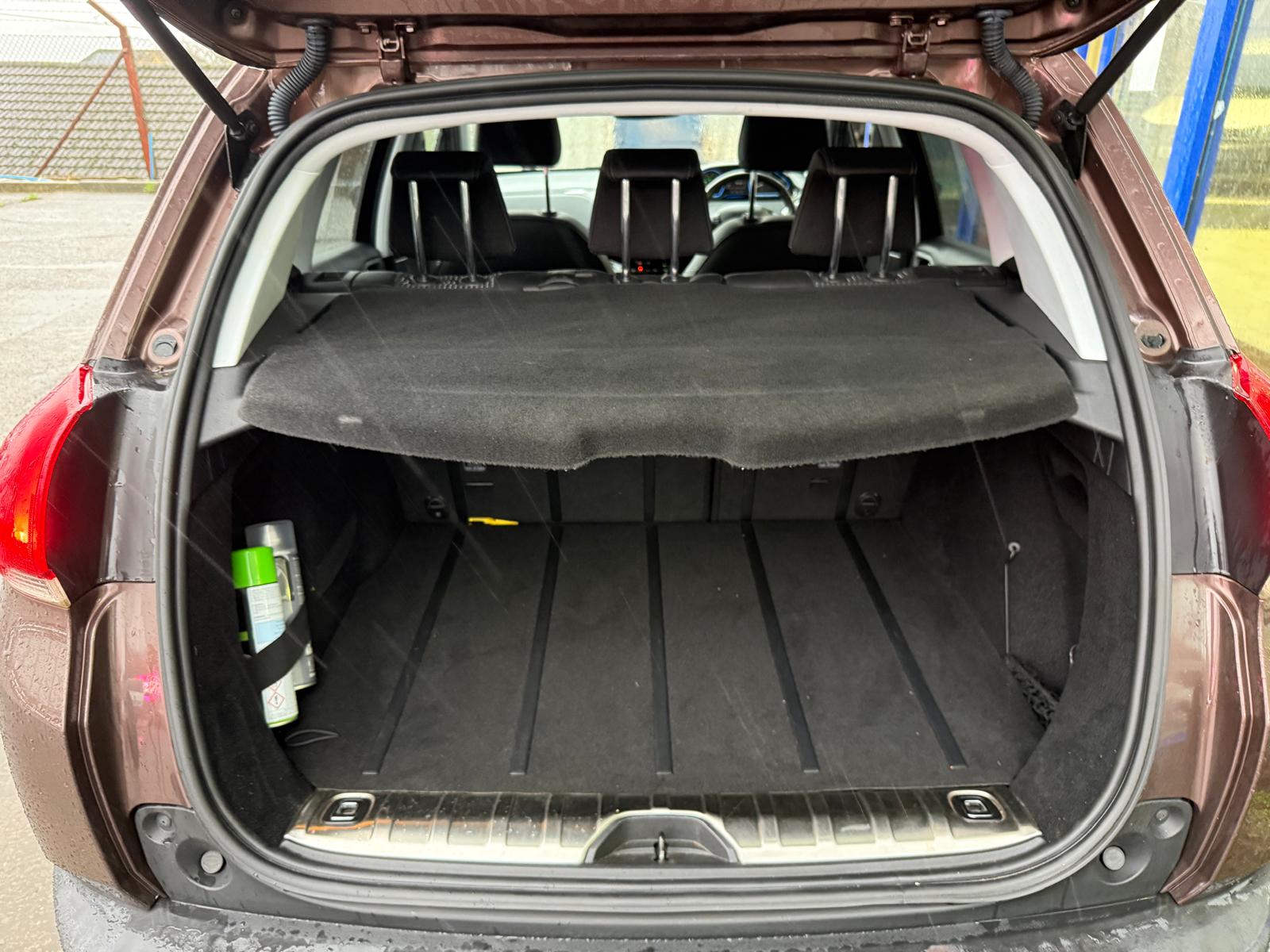 Suzukii Toyota Corolla